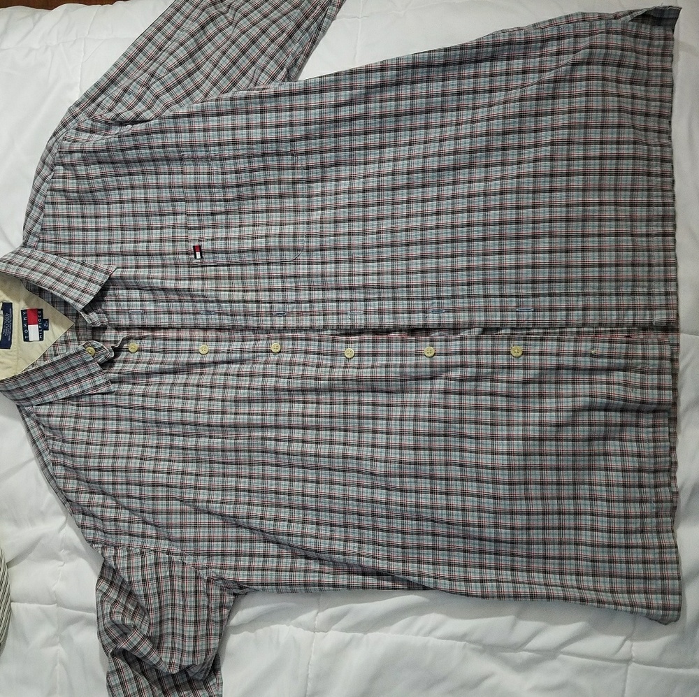 Button up - Picture 2 of 2